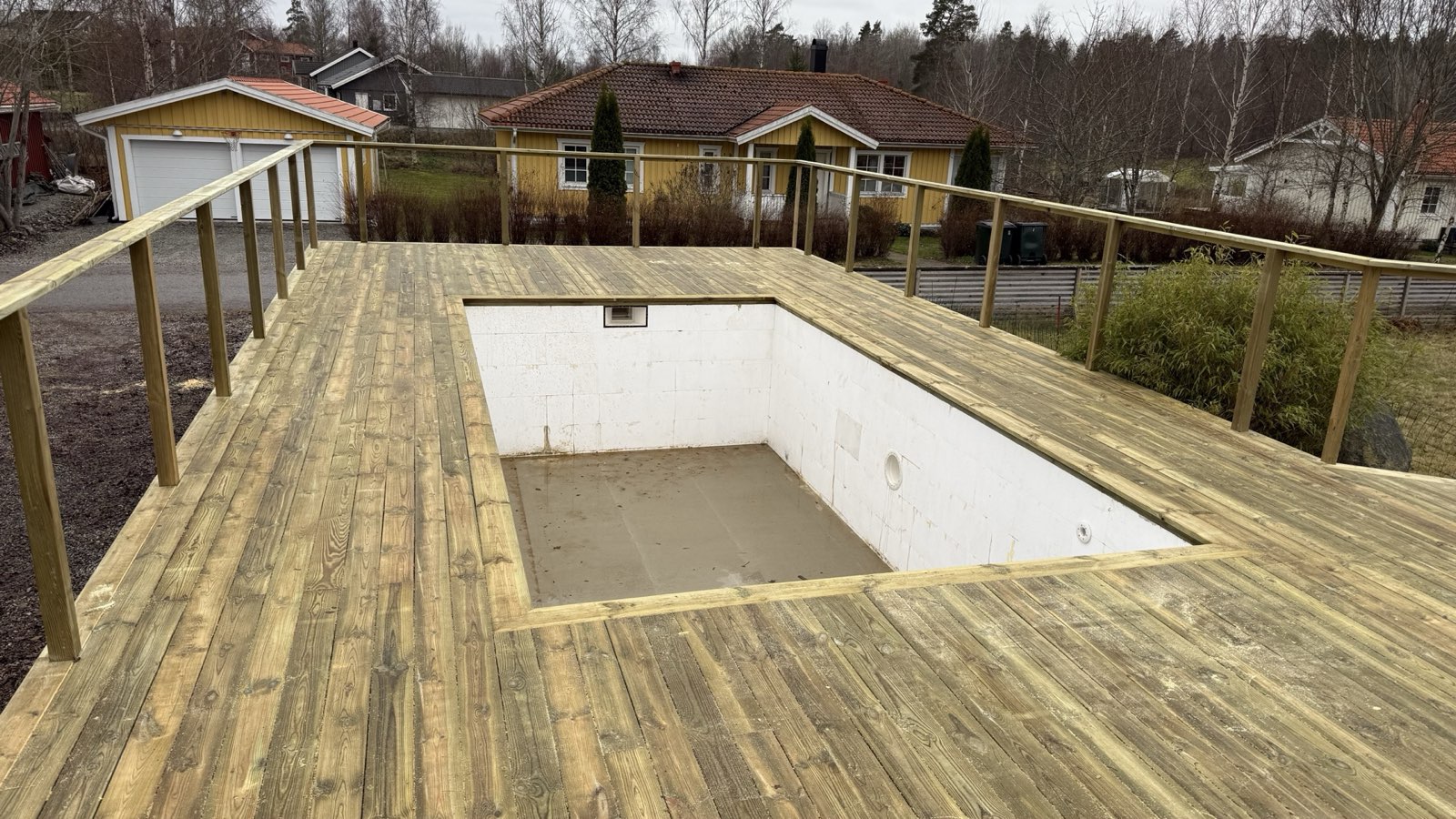 altanrenovering södertälje